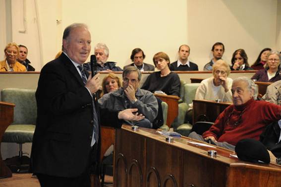 Sabsay disertará en San Isidro sobre la autonomía municipal Sabsay disertará en San Isidro sobre la autonomía municipal