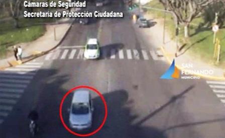 Patrullas Municipales de San Fernando detienen a dos hombres armados tras persecución y choque Patrullas Municipales de San Fernando detienen a dos hombres armados tras persecución y choque