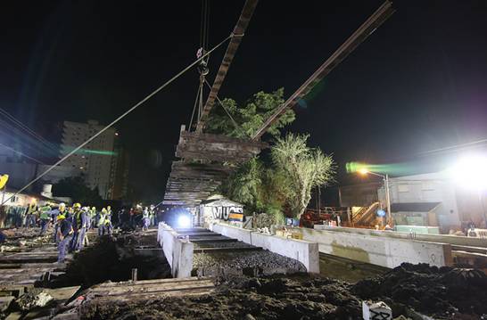 Se realizó el montaje de los puentes ferroviarios del túnel de Beccar Se realizó el montaje de los puentes ferroviarios del túnel de Beccar