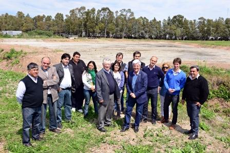 Andreotti recorrió el Nuevo Reservorio ubicado dentro de la empresa Fate Andreotti recorrió el Nuevo Reservorio ubicado dentro de la empresa Fate