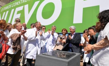 Andreotti colocó la piedra fundamental del Hospital Municipal de San Fernando