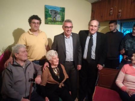 Julio Zamora festejó los 100 años de la abuela Edith Kuhn Julio Zamora festejó los 100 años de la abuela Edith Kuhn