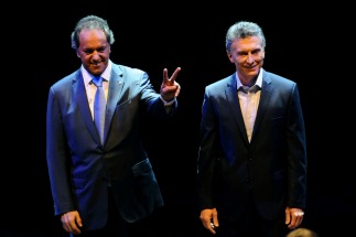 Scioli admitió que viajaría a Davos junto a Macri y criticó la intervención del AFSCA