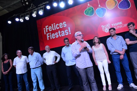 Julio Zamora agasajó a los trabajadores municipales con un brindis de fin de año