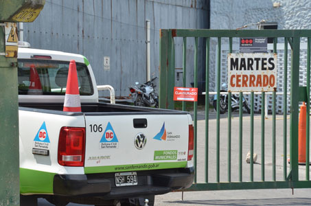 El Municipio clausuró guardería náutica que robaba agua al barrio Alvear con una bomba clandestina. El Municipio clausuró guardería náutica que robaba agua al barrio Alvear con una bomba clandestina.