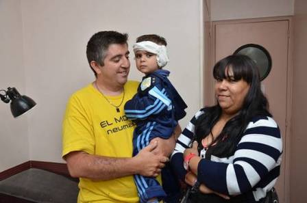 Por un implante coclear en el hospital infantil de San Isidro otro niño vuelve a oír