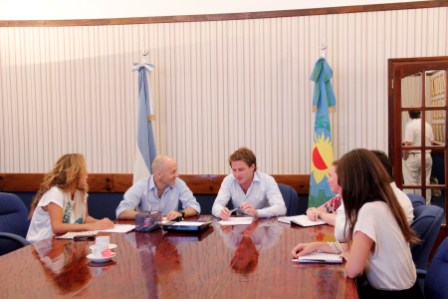 Alex Campbell visitó Pilar, Zárate y Campana. Alex Campbell visitó Pilar, Zárate y Campana.
