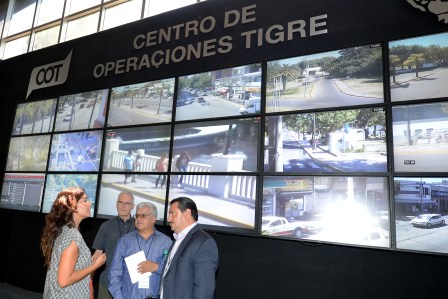 Tigre exhibió su l modelo de seguridad y de género a los alcaldes de las ciudades de Puerto Cortés y Salcajá 