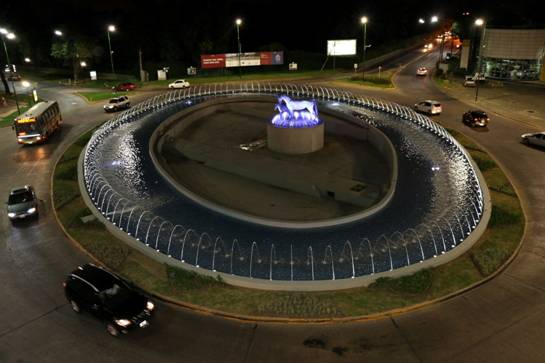Finalizan las obras de mantenimiento de la rotonda de Av. Márquez en San Isidro Finalizan las obras de mantenimiento de la rotonda de Av. Márquez en San Isidro
