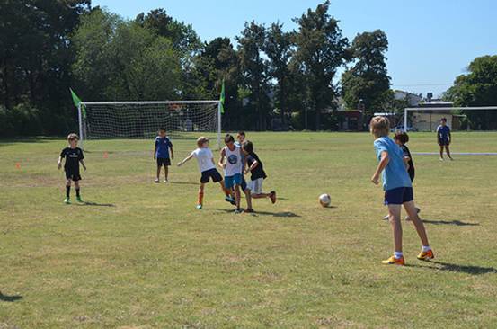 Torneo de fútbol entre chicos de distintas localidades de San Isidro Torneo de fútbol entre chicos de distintas localidades de San Isidro