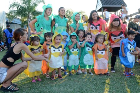 Los polideportivos de Don Torcuato cerraron las colonias de verano a pura fiesta Los polideportivos de Don Torcuato cerraron las colonias de verano a pura fiesta