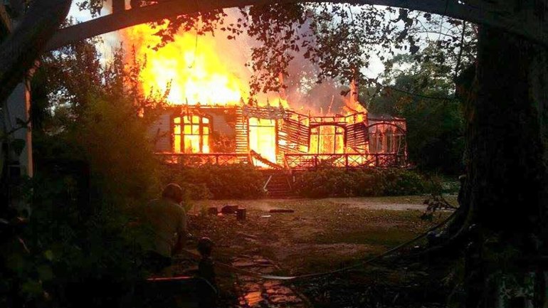 Se incendió la casa de Vitico en el Delta de Tigre Se incendió la casa de Vitico en el Delta de Tigre