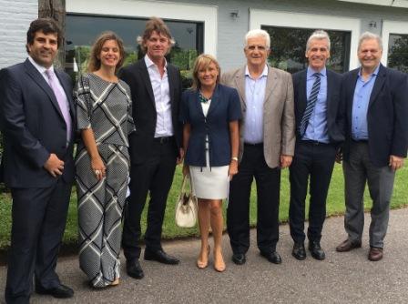 Leandro Bomrad (Acara), Gabriela Tolchinski (Comafi-ALA), Nicolas Scioli (ALA), Estela Ricardo (Acara), Marcelo Bomrad (Acara), Alberto Beunza (CGM Leasing - ALA), Abel Alvarez (Acara) Leandro Bomrad (Acara), Gabriela Tolchinski (Comafi-ALA), Nicolas Scioli (ALA), Estela Ricardo (Acara), Marcelo Bomrad (Acara), Alberto Beunza (CGM Leasing - ALA), Abel Alvarez (Acara)