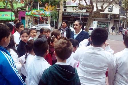 Cientos de estudiantes recorren San Fernando en visitas guiadas Cientos de estudiantes recorren San Fernando en visitas guiadas