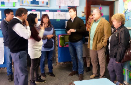 l senador provincial Sebastián Galmarini junto a Gonzalo Beccar Varela y Juan Medina, concejales del Frente Renovador, visitaron el Jardín de Infantes N° 901 “Dominguito” ubicado en la calle Ituzaingó 552, San Isidro l senador provincial Sebastián Galmarini junto a Gonzalo Beccar Varela y Juan Medina, concejales del Frente Renovador, visitaron el Jardín de Infantes N° 901 “Dominguito” ubicado en la calle Ituzaingó 552, San Isidro