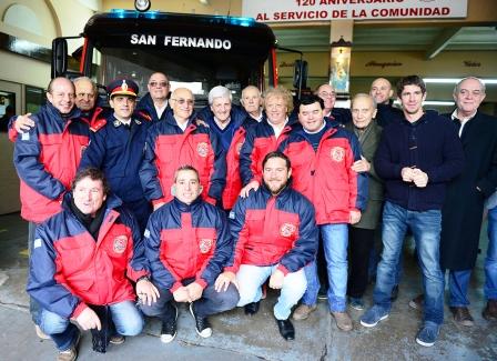 Los Bomberos Voluntarios festejaron su 120 aniversario Los Bomberos Voluntarios festejaron su 120 aniversario