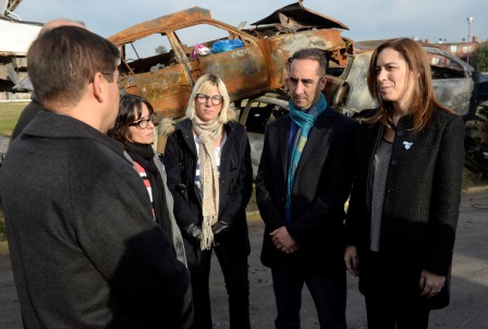 aría Eugenia Vidal, manifestó esta mañana su conformidad por el operativo policial que permitió el desbaratamiento de una banda de narcotraficantes y ladrones de automóviles que operaba en la Villa Carlos Gardel del partido de Morón aría Eugenia Vidal, manifestó esta mañana su conformidad por el operativo policial que permitió el desbaratamiento de una banda de narcotraficantes y ladrones de automóviles que operaba en la Villa Carlos Gardel del partido de Morón
