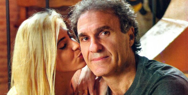 El entrenador de fútbol Oscar Ruggeri fue convencido finalmente por su hija Candela para ser su pareja en el “Bailando por un sueño 2016” que conducirá Marcelo Tinelli. El entrenador de fútbol Oscar Ruggeri fue convencido finalmente por su hija Candela para ser su pareja en el “Bailando por un sueño 2016” que conducirá Marcelo Tinelli.