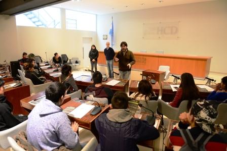 El HCD de San Fernando ofrece charlas informativas a escuelas públicas y privadas