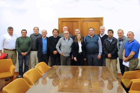 Reunión de trabajo entre los clubes de remo de Tigre y el sindicato UTEDYC Reunión de trabajo entre los clubes de remo de Tigre y el sindicato UTEDYC
