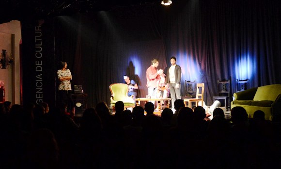 “En Terapia”, el éxito teatral que se presentó en Tigre