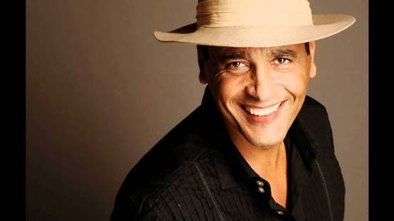 El reconocido cantante brasilero Cau Bornes presenta su nuevo show “Sarava” con éxitos de la bossa nova. Será el sábado 25 de junio en el Teatro del Viejo Concejo (9 de julio 512). El reconocido cantante brasilero Cau Bornes presenta su nuevo show “Sarava” con éxitos de la bossa nova. Será el sábado 25 de junio en el Teatro del Viejo Concejo (9 de julio 512).