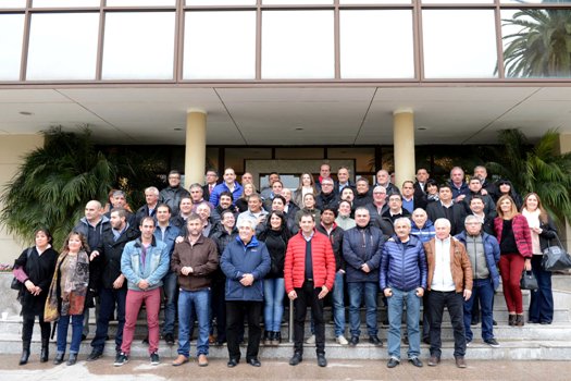 Saneamiento del Río Reconquista, tema central de la reunión de Zamora con concejales del FR de la Primera Sección Electoral Saneamiento del Río Reconquista, tema central de la reunión de Zamora con concejales del FR de la Primera Sección Electoral