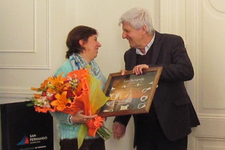 Luis Andreotti recibió a la docente Cinzia Pellegrini, víctima de violencia en la escuela Luis Andreotti recibió a la docente Cinzia Pellegrini, víctima de violencia en la escuela