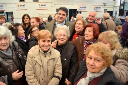 Jorge Macri entregó Jubilaciones y pensiones a los vecinos de Vicente López Jorge Macri entregó Jubilaciones y pensiones a los vecinos de Vicente López