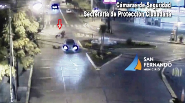 San Fernando: las Cámaras permiten brindar asistencia a motociclista que chocó contra un auto San Fernando: las Cámaras permiten brindar asistencia a motociclista que chocó contra un auto