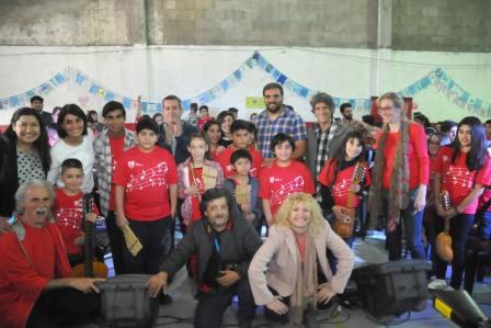 La orquesta infanto-juvenil de Baires-Bancalari presentó su asociación cooperadora La orquesta infanto-juvenil de Baires-Bancalari presentó su asociación cooperadora