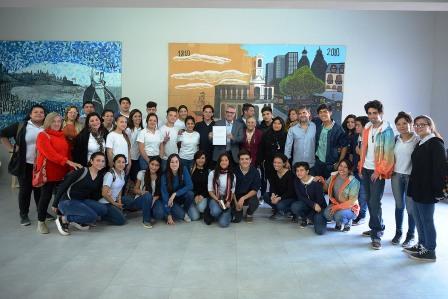 Julio Zamora se reunió con estudiantes de Benavídez para respaldar sus propuestas