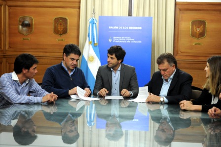 Jorge Macri firmó un convenio para urbanizar el barrio “El Ceibo” de La Lucila