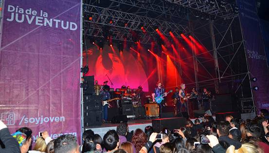 Más de 10 mil personas en el show de Illya Kuryaki and The Valderramas en San Isidro Más de 10 mil personas en el show de Illya Kuryaki and The Valderramas en San Isidro