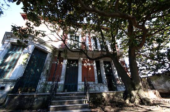 El Municipio de San Isidro realiza importantes trabajos de restauración en la Mansión Las Brisas