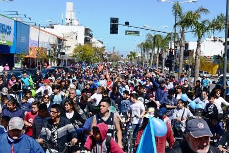 Más de 6 mil vecinos de San Fernando disfrutaron de la “Bicicleteada Familiar 2016”