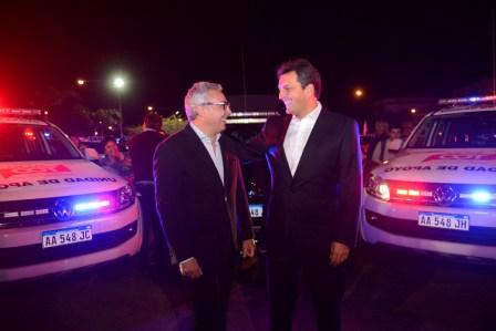 Julio Zamora y Sergio Massa presentaron nuevos móviles de seguridad en Tigre