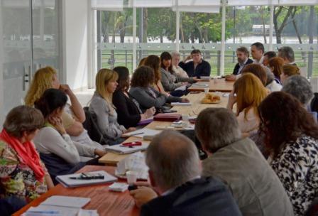 El Municipio, empresarios, sindicatos y escuelas lanzan la mesa vinculante del COPRET