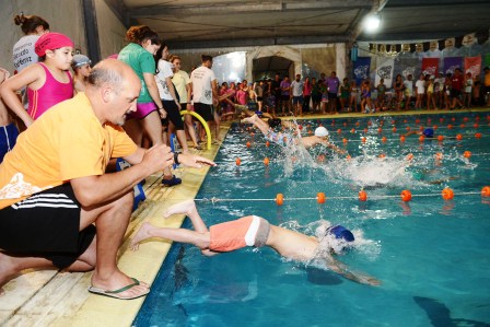 Los polideportivos de Tigre dieron un emocionante cierre a sus actividades de natación Los polideportivos de Tigre dieron un emocionante cierre a sus actividades de natación