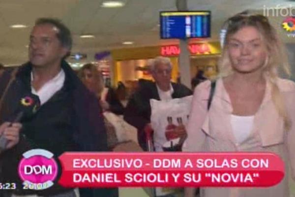 El Sciolismo afirmó que el video del ex gobernador con una modelo es una maniobra “de espionaje” del oficialismo El Sciolismo afirmó que el video del ex gobernador con una modelo es una maniobra “de espionaje” del oficialismo