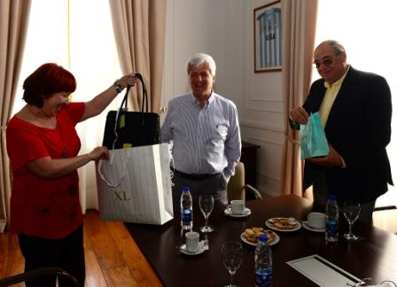 Andreotti reconoció por su labor a empleados municipales que se jubilan Andreotti reconoció por su labor a empleados municipales que se jubilan