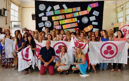 Galmarini analizó la situación de la educación con las directoras de las escuelas públicas de San Isidro Galmarini analizó la situación de la educación con las directoras de las escuelas públicas de San Isidro