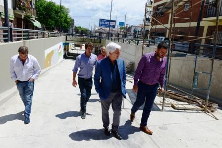 Andreotti supervisó los detalles finales del nuevo túnel de 202, que se llamará Dr. René Favaloro Andreotti supervisó los detalles finales del nuevo túnel de 202, que se llamará Dr. René Favaloro