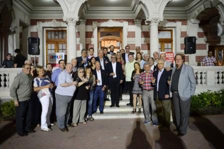 Julio Zamora compartió un brindis de fin de año con el Rotary Club y el Club de Leones Julio Zamora compartió un brindis de fin de año con el Rotary Club y el Club de Leones