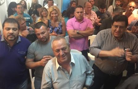 Roberto Passo y la Agrupación Lealtad realizaron un encuentro por el fin de año que contó con la presencia de diversos sectores del peronismo de Tigre Roberto Passo y la Agrupación Lealtad realizaron un encuentro por el fin de año que contó con la presencia de diversos sectores del peronismo de Tigre