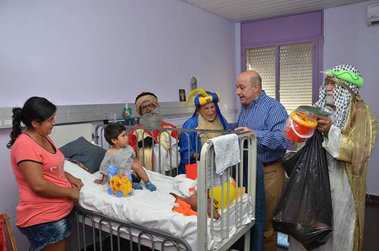 En San Isidro los reyes magos visitaron a chicos del Hospital Materno Infantil. En San Isidro los reyes magos visitaron a chicos del Hospital Materno Infantil.