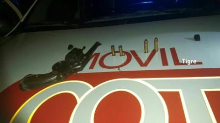 Robaron en una heladería en Pacheco y fueron detenidos