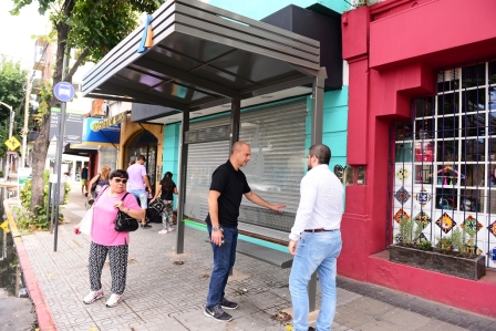 San Fernando renueva refugios y paradas de colectivo