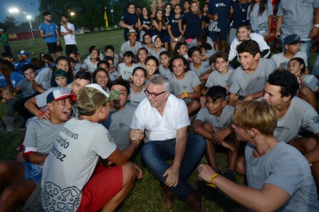Más de 500 jóvenes de los polideportivos de Tigre estrecharon lazos de amistad y cooperación Más de 500 jóvenes de los polideportivos de Tigre estrecharon lazos de amistad y cooperación