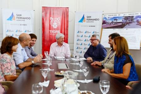 Andreotti y Zamora firmaron el convenio para construir la Plaza del Canal ()